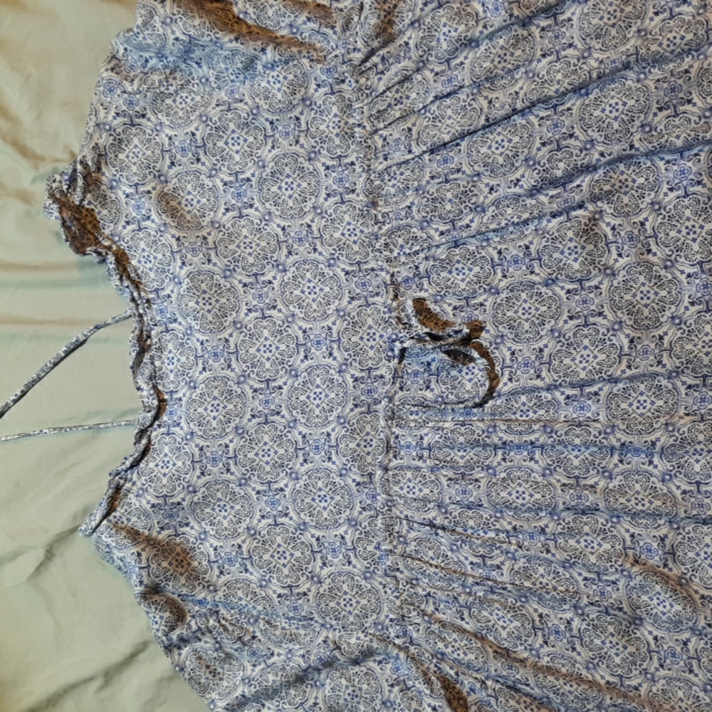 Half Button Down W/Ruffle Split Neck W/Ties - image 6